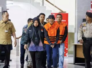 KPK Tahan Tiga Tersangka Korupsi Digitalisasi SPBU Pertamina, Negara Rugi Rp322,18 Miliar