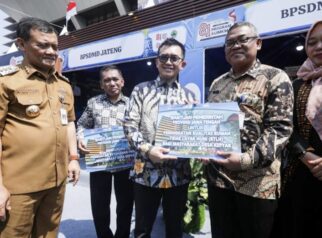 Pemprov Jateng, menjadikan Desa Kepyar, Kabupaten Wonogiri, sebagai proyek percontohan Project Based Learning (PBL) untuk mempercepat pengentasan kemiskinan.