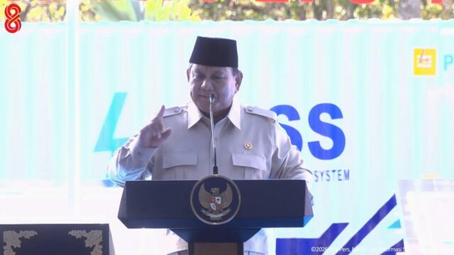 Presiden Prabowo Subianto saat memberikan sambutan dalam kegiatan groundbreaking pembangunan Pembangkit Listrik Tenaga Surya (PLTS) berkapasitas 100 GWp di Kabupaten Jembrana, Bali.