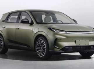 BAIC Siapkan Arcfox T1 Versi Battery Swapping, Harga Bisa Lebih Terjangkau
