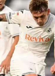 Birmingham City Tuntaskan Transfer Setelah Kemenangan di Tengah Kekacauan di Swansea