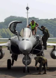 Empat Rafale Kawal Dua Airbus A400M dalam Atraksi Udara di HUT Ke-81 RI, Duta Besar Negara Sahabat Apresiasi Perayaan