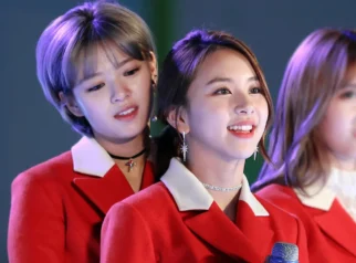 Jeongyeon dan Chaeyoung TWICE Tinggalkan JYP Entertainment, Bersiap Menapaki Karier Baru