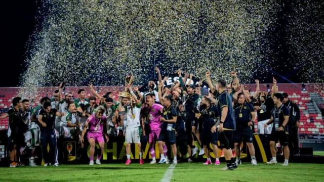 Juara Piala Presiden 2026, Persebaya Siap Sambut Super League 2026/2027