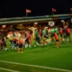 Kejadian Tak Terduga dalam Pembukaan Musim Eredivisie: Go Ahead Eagles vs Willem II diwarnai Insiden Parasutis Jatuh di Lapangan
