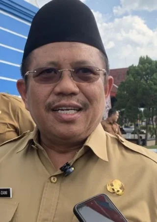 KPK Usut Modus Korupsi Bupati Lombok Barat Lalu Ahmad Zaini dengan Pemeriksaan 21 Saksi di NTB