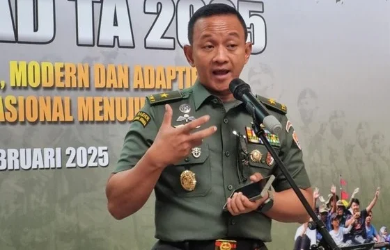 TNI AU Selidiki Kaca Mobil Warga yang Pecah Diduga Terkena Puing Flare