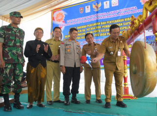 Bupati Boyolali, Agus Irawan meresmikan sejumlah fasilitas baru di Pasar Rakyat Kacangan, Kecamatan Andong