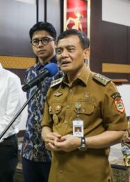 Gubernur Jateng, Ahmad Luthfi seusai rapat perkembangan proyek PSEL Semarang Raya di Kantor Gubernur Jateng