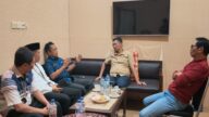 Ketua DPRD Kabupaten Banyuwangi, I Made Cahyana Negara menerima audiensi Kepala BNNK Banyuwangi, Kombes Pol. Rachmat Kurniawan, di Kantor DPRD Banyuwangi