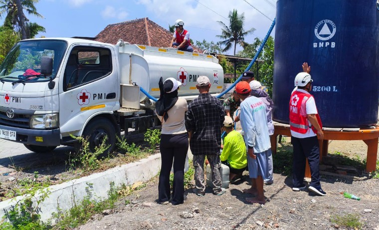 Jajaran Kodim 0825/Banyuwangi bersama PMI Banyuwangi