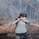 Sherina Munaf menunjukkan kepeduliannya terhadap kebakaran hutan dan lahan (karhutla) yang melanda Kalimantan Tengah.