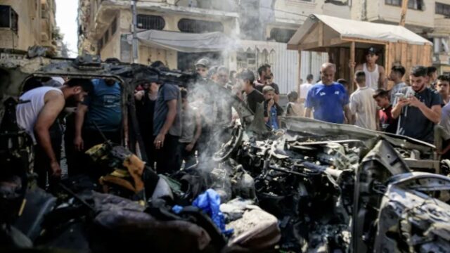 Serangan Udara Militer Israel di Kota Gaza: Dua Warga Palestina Tewas, 13 Luka-Luka