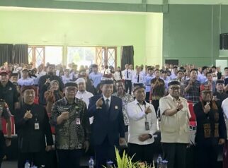 Wakil Ketua DPRD Banyuwangi, Michael Edy Hariyanto mendampingi Wamenaker RI, Dr. Afriansyah Noor