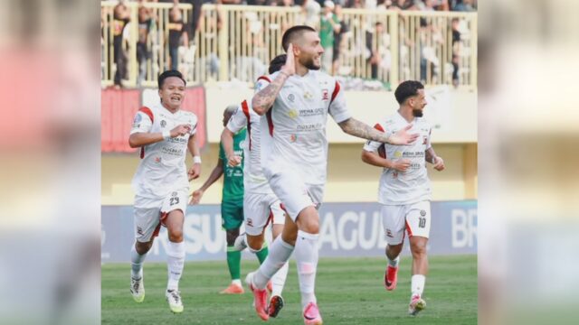 Dimitar Mitkov usai cetak gol ke gawang PSS Sleman