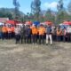 Personel TNI Kodim 0825/Banyuwangi bersama tim gabungan melakukan pemantauan karhutla di kawasan Cagar Alam Merapi Ungup-Ungup TWA Kawah Ijen, Desa Tamansari, Kecamatan Licin