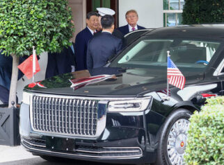 Disambut Donald Trump, Ini Spesifikasi Limosin Hongqi N701 Milik Xi Jinping