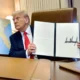 Apple dan Google Ikuti Arahan Trump, Nama Danau Ontario Kini Jadi ‘Danau Amerika’