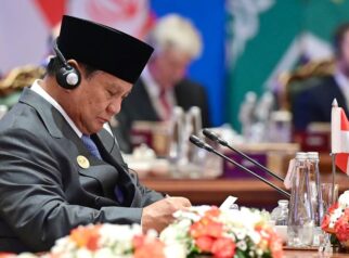 Presiden RI, Prabowo Subianto saat menghadiri Konferensi Tingkat Tinggi (KTT) BRICS 2026 di Bharat Mandapam, New Delhi, India, Sabtu