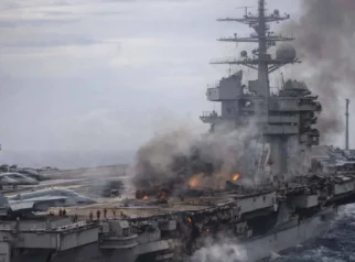 USS Abraham Lincoln Bersandar di Laem Chabang Usai 286 Hari di Laut dengan Kondisi Mengenaskan