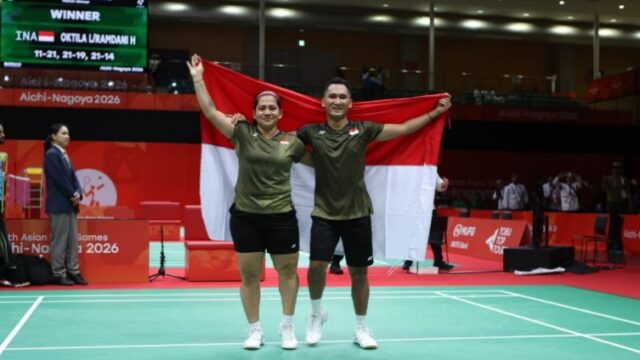 Atlet bulu tangkis Indonesia, Leani Ratri Oktila dan Hikmat Ramdani pada Asian Para Games 2026.