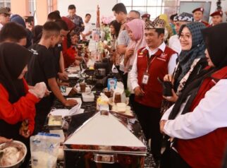 Bupati Banyuwangi Ipuk Fiestiandani mengaku bangga atas perkembangan siswa Sekolah Rakyat Terintegrasi 1 Banyuwangi