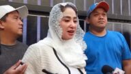 Dewi Perssik atau Depe