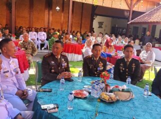 Kodim 0825/Banyuwangi, menggelar tasyakuran dalam rangka peringatan HUT ke-81 TNI