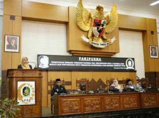 Rapat paripurna diajukan tiga raperda