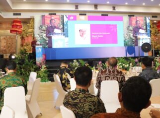 Gubernur Bali, I Wayan Koster saat memberikan paparan pada pembukaan Pekan Iklim Bali 2026