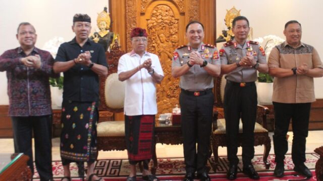 Pertemuan perdana Kapolda Bali, Irjen Pol. Pasma Royce dengan Gubernur Bali, I Wayan Koster