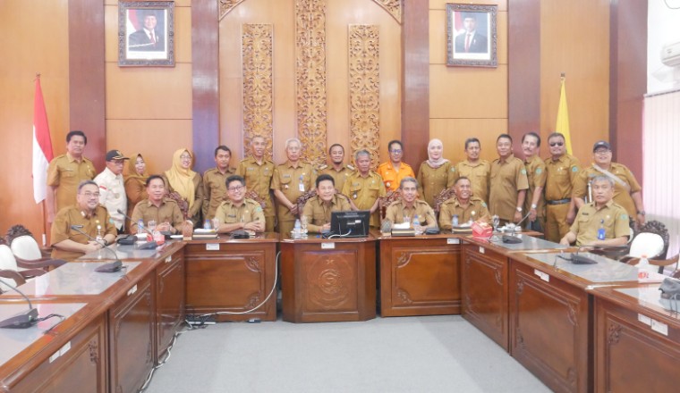 Jelang Musim Hujan, Bupati Subandi Minta Kades se-Wonoayu Percepat Normalisasi Sungai dan Saluran