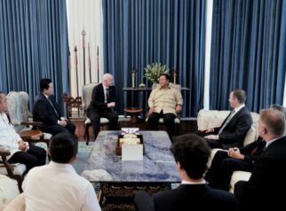 Presiden RI, Prabowo Subianto menerima Presiden FIFA Gianni Infantino di Istana Merdeka