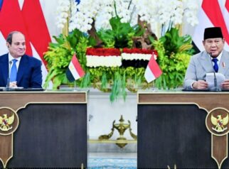 Presiden RI Prabowo Subianto menyampaikan pernyataan pers bersama Presiden Republik Arab Mesir Abdel Fattah El-Sisi