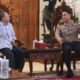 Gubernur Bali, I Wayan Koster menerima kunjungan mantan Kapolda Bali, Irjen Pol Daniel Adityajaya