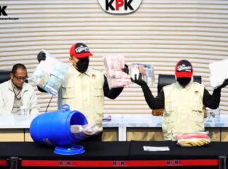 KPK RI menggelar konferensi pers penetapan tersangka Bupati Klaten