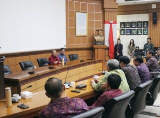 Gubernur Bali, I Wayan Koster saat meninjau psikotes