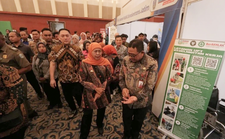 Gubernur Jawa Timur (Jatim), Khofifah Indar Parawansa saat membuka Job Fair Inklusif 2026