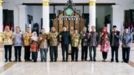 Bupati Sidoarjo, H. Subandi saat menghadiri kegiatan penandatanganan berita acara hasil verval pembangunan fisik gerai KDKMP