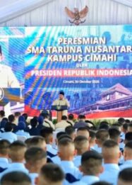 Presiden Prabowo Subianto memberikan sambutan saat peresmian SMA Taruna Nusantara Kampus Cimahi