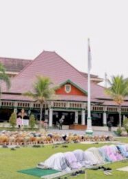 Pemkab Klaten Gelar Salat Istisqa