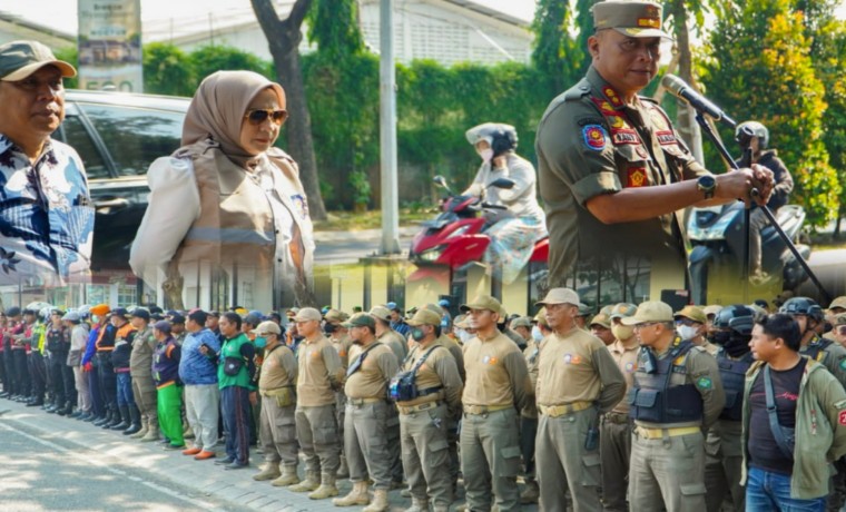 Pemkab Sidoarjo Tertibkan 67 Bangunan Liar di Frontage Road