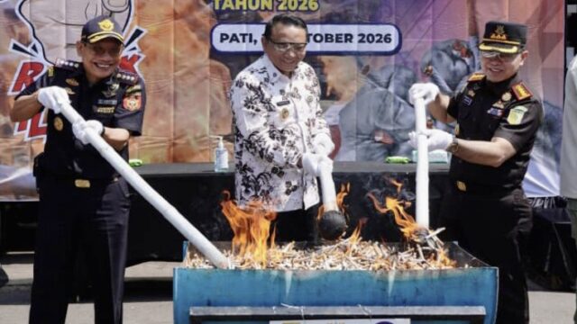 Pemusnahan barang bukti rokok ilegal