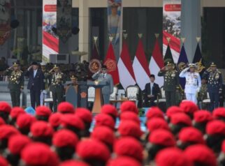 Presiden Prabowo Pimpin Upacara HUT ke-81 TNI