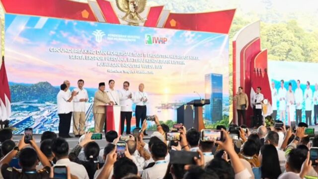 Presiden Prabowo Lepas Ekspor Perdana Baterai EV dan Luncurkan Hilirisasi Nikel Senilai Rp180 T di Malut
