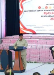 Presiden Prabowo saat memberikan sambutan di Kompleks Kejagung RI