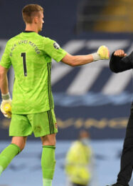 Bayern Munchen Bidik Bernd Leno demi Gantikan Manuel Neuer