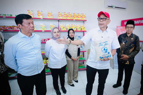 Cek Operasional Kopdes di Magelang, Wamensos Bantu Masyarakat Penuhi Kebutuhan