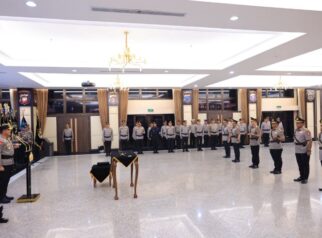 Kapolri Jenderal Pol. Suyudi Ario Seto memimpin upacara sertijab