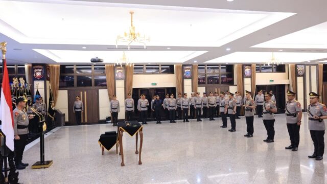 Polri Gelar Sertijab: Irwasum dan Empat Kapolda Resmi Berganti